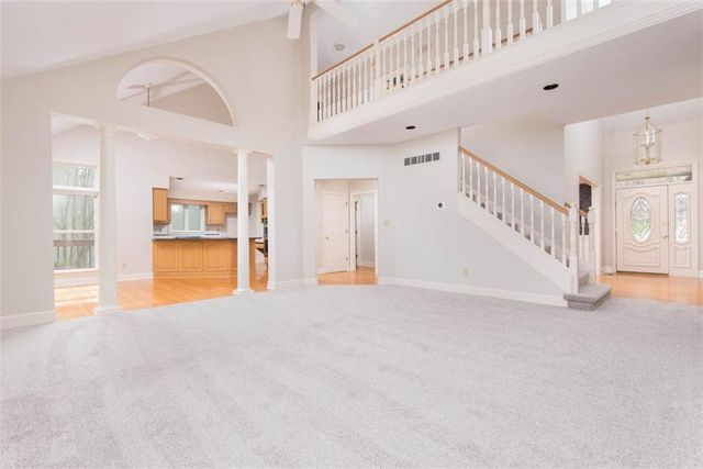 4500 Turnberry Drive, Lawrence, KS 66047