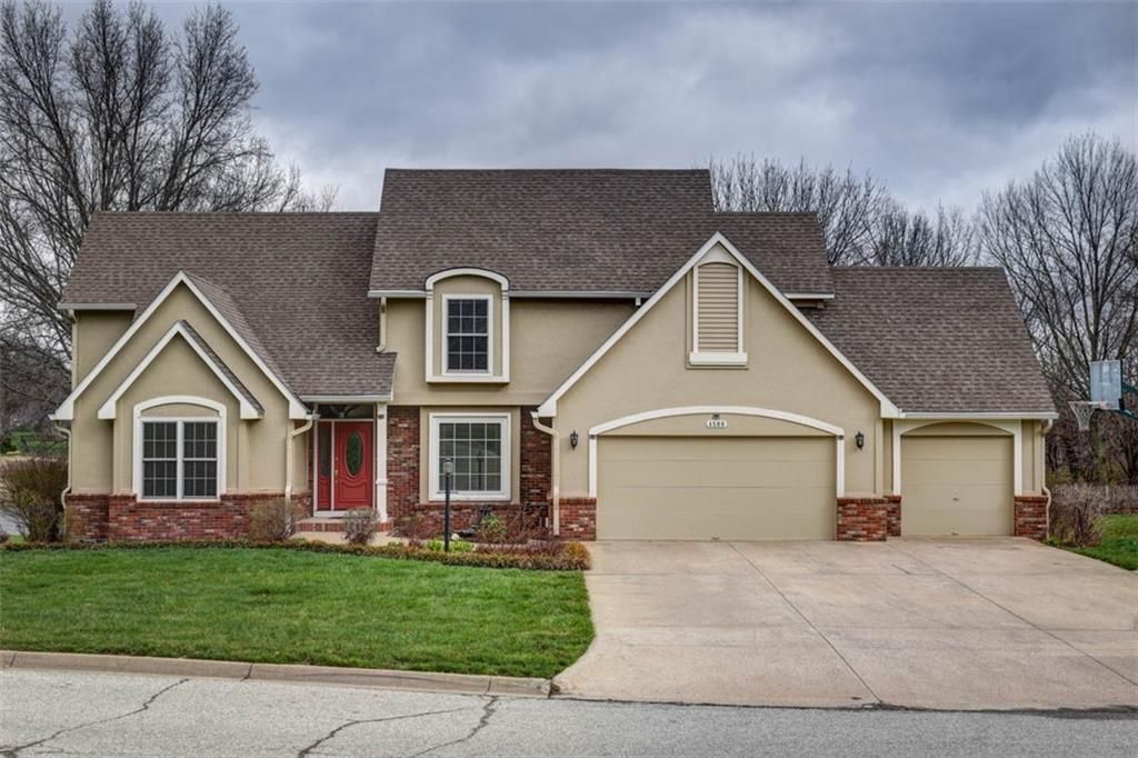4500 Turnberry Drive, Lawrence, KS 66047