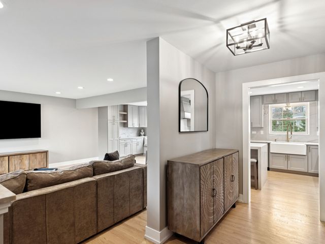 2870 Beckwith Court, Northbrook, IL 60062