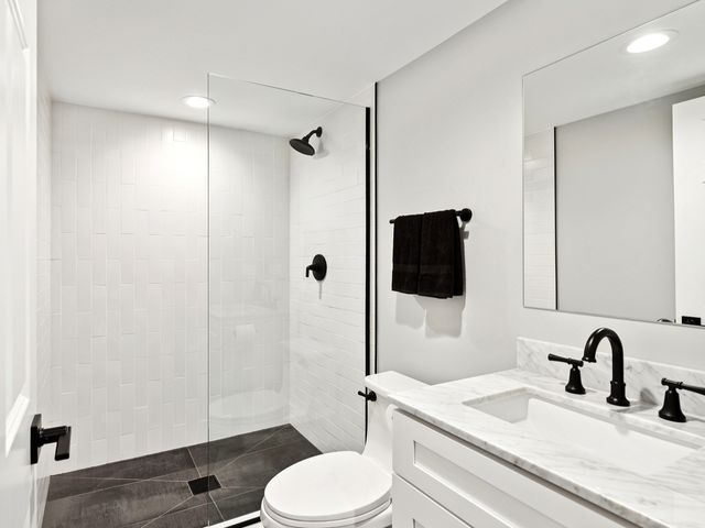 2870 Beckwith Court, Northbrook, IL 60062