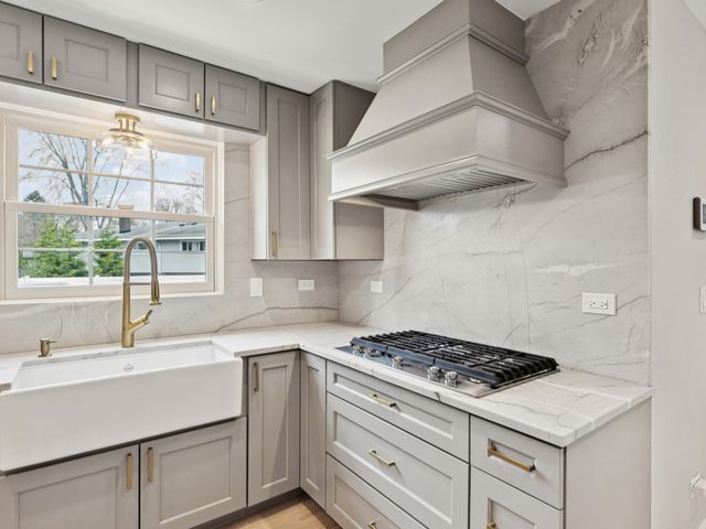 2870 Beckwith Court, Northbrook, IL 60062