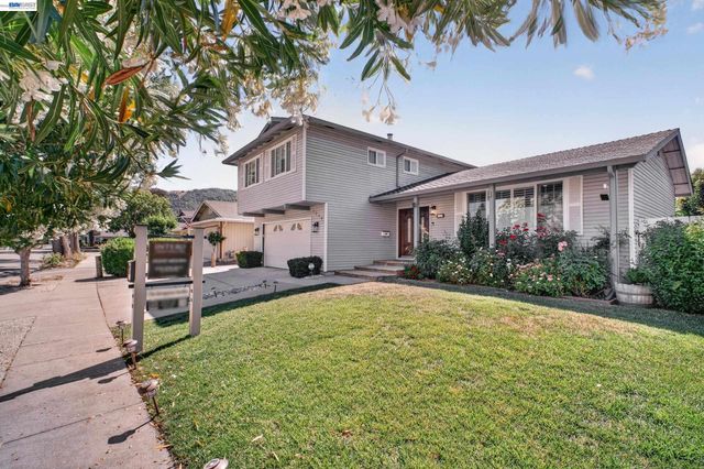 4336 Muirwood Dr, Pleasanton, CA 94588