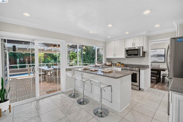 4336 Muirwood Dr, Pleasanton, CA 94588