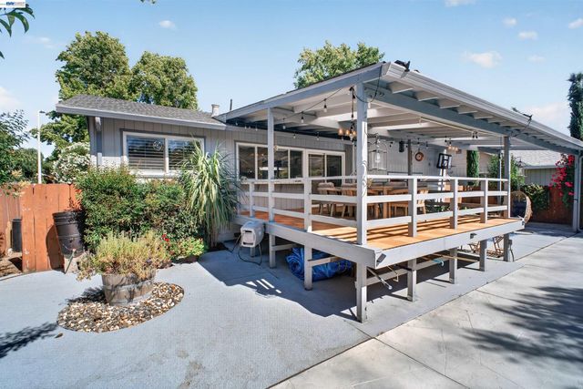 4336 Muirwood Dr, Pleasanton, CA 94588