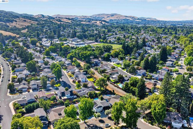 4336 Muirwood Dr, Pleasanton, CA 94588