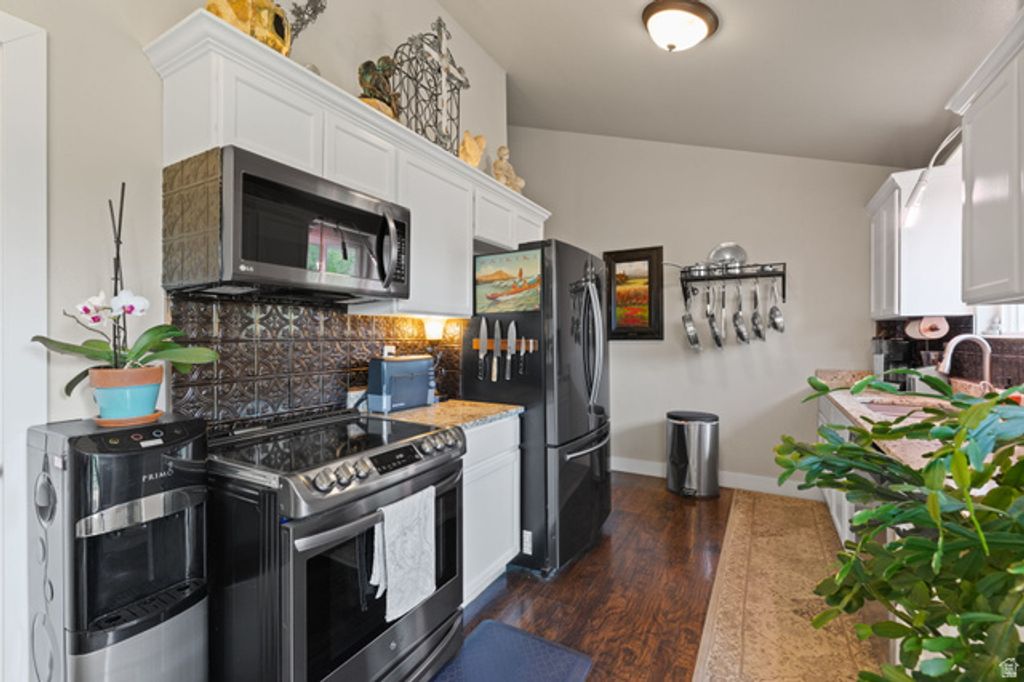 Image 8 of property listing at 115 W 400 N, Santaquin, UT 84655