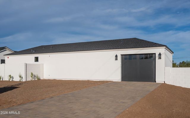 6711 E JENAN Drive, Scottsdale, AZ 85254