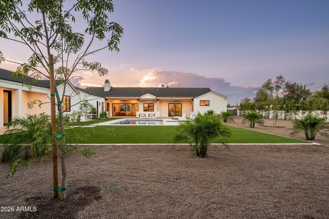 6711 E JENAN Drive, Scottsdale, AZ 85254