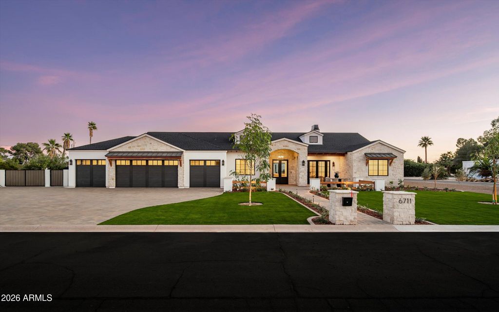 6711 E JENAN Drive, Scottsdale, AZ 85254