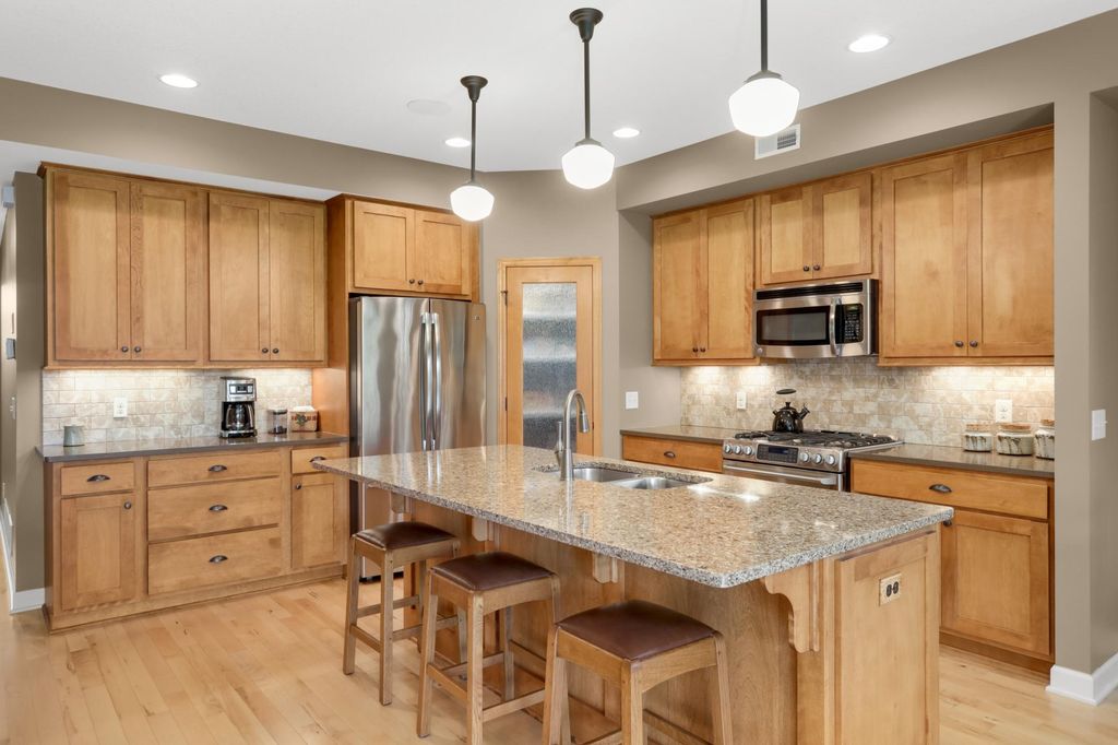 8797 Upper 7th Place, Lake Elmo, MN 55042 — photo 2