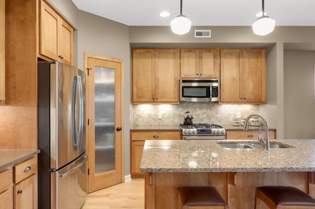 8797 Upper 7th Place, Lake Elmo, MN 55042 — photo 3