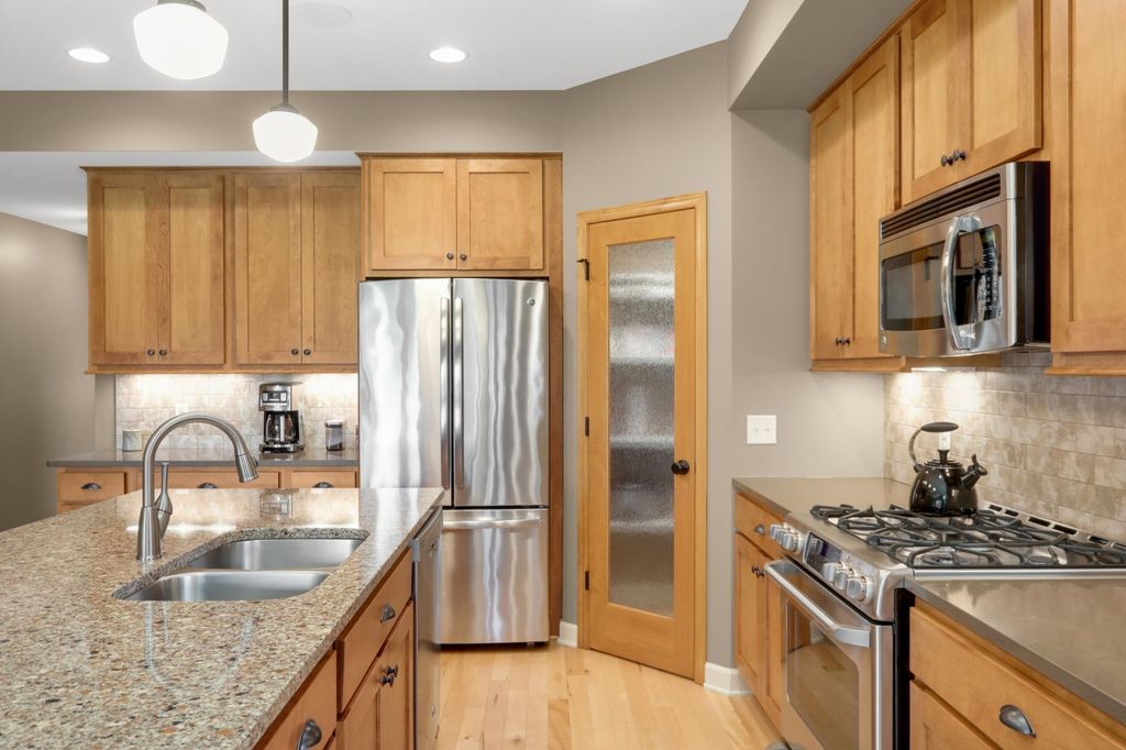 8797 Upper 7th Place, Lake Elmo, MN 55042 — photo 4