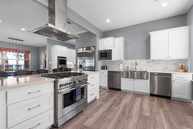 101 Kelly Emeralds RD, Burnet, TX 78611