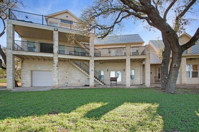 101 Kelly Emeralds RD, Burnet, TX 78611