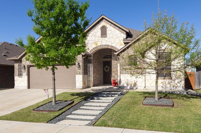 188 Rough Leaf DR, Buda, TX 78610
