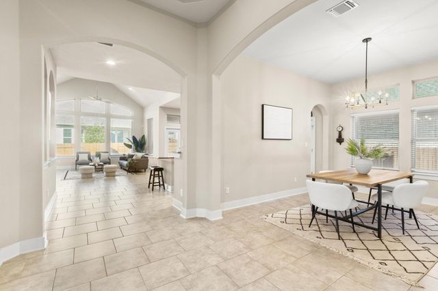 188 Rough Leaf DR, Buda, TX 78610