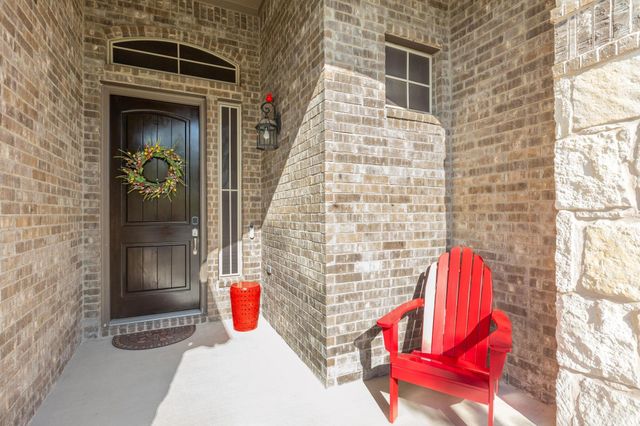 188 Rough Leaf DR, Buda, TX 78610