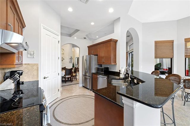 6513 Caldecott DR, Naples, FL 34113