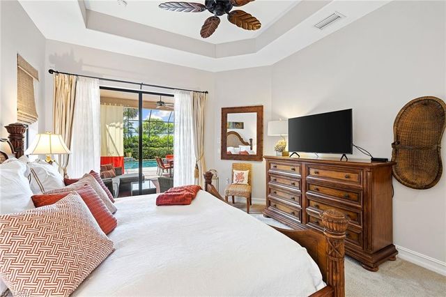 6513 Caldecott DR, Naples, FL 34113