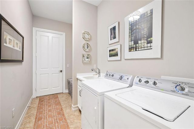 6513 Caldecott DR, Naples, FL 34113