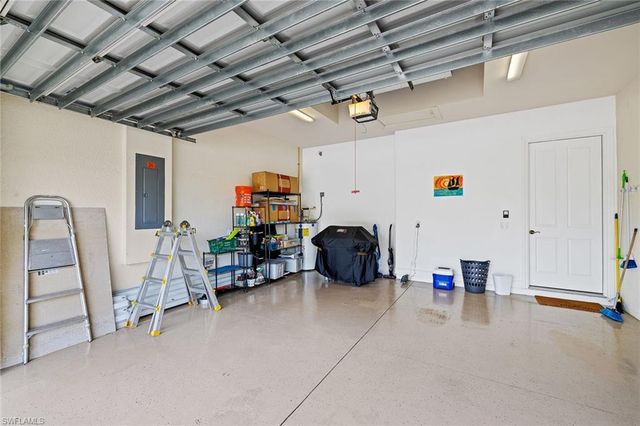 6513 Caldecott DR, Naples, FL 34113