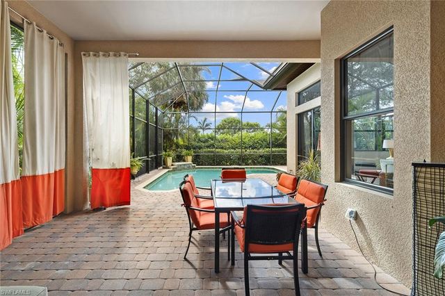 6513 Caldecott DR, Naples, FL 34113