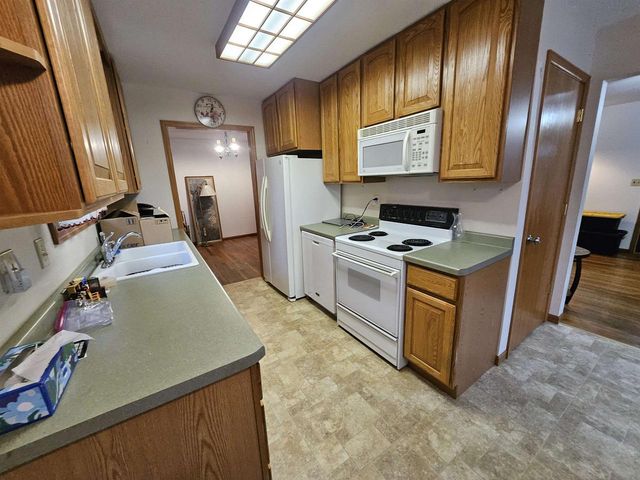 1925 Cleveland Street, Beloit, WI 53511