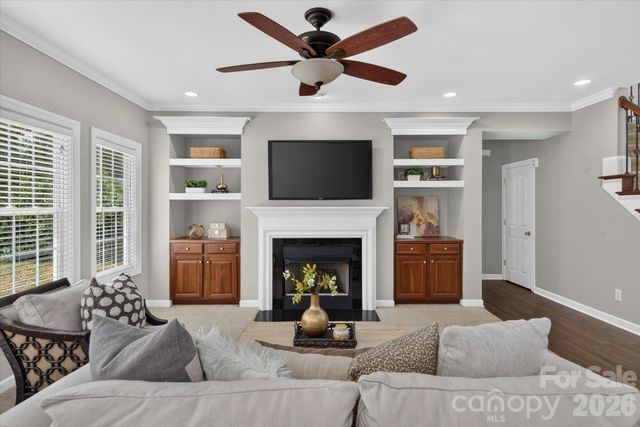 902 Lillieshall Road, Waxhaw, NC 28173