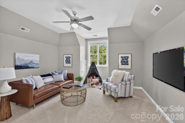 902 Lillieshall Road, Waxhaw, NC 28173