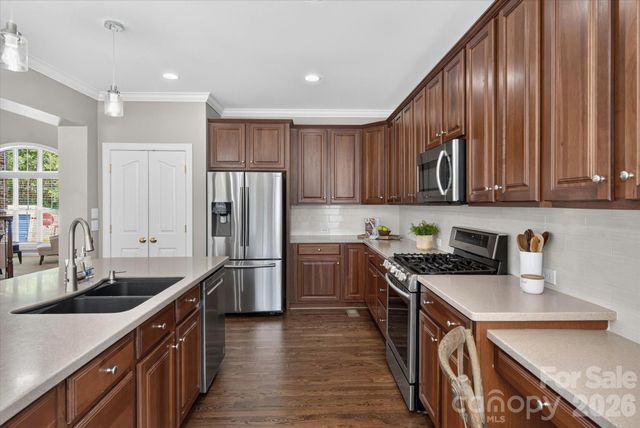 902 Lillieshall Road, Waxhaw, NC 28173