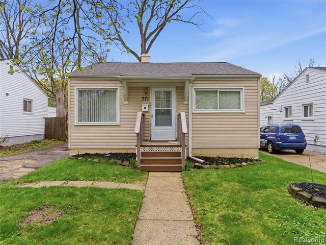 771 E Mansfield Avenue, Pontiac, MI 48340