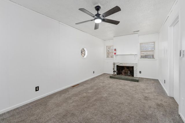 849 Lexington Rd, Wichita, KS 67218