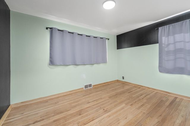 849 Lexington Rd, Wichita, KS 67218