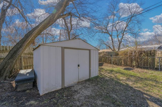 849 Lexington Rd, Wichita, KS 67218