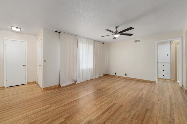 849 Lexington Rd, Wichita, KS 67218