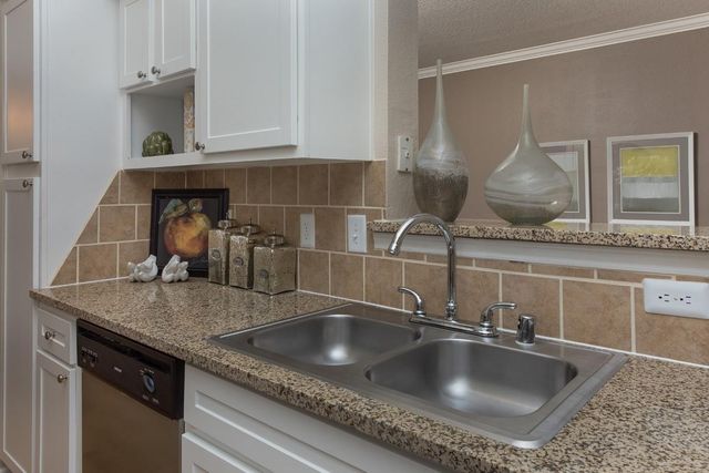 10440 Deerwood 09-0924, Houston, TX 77042