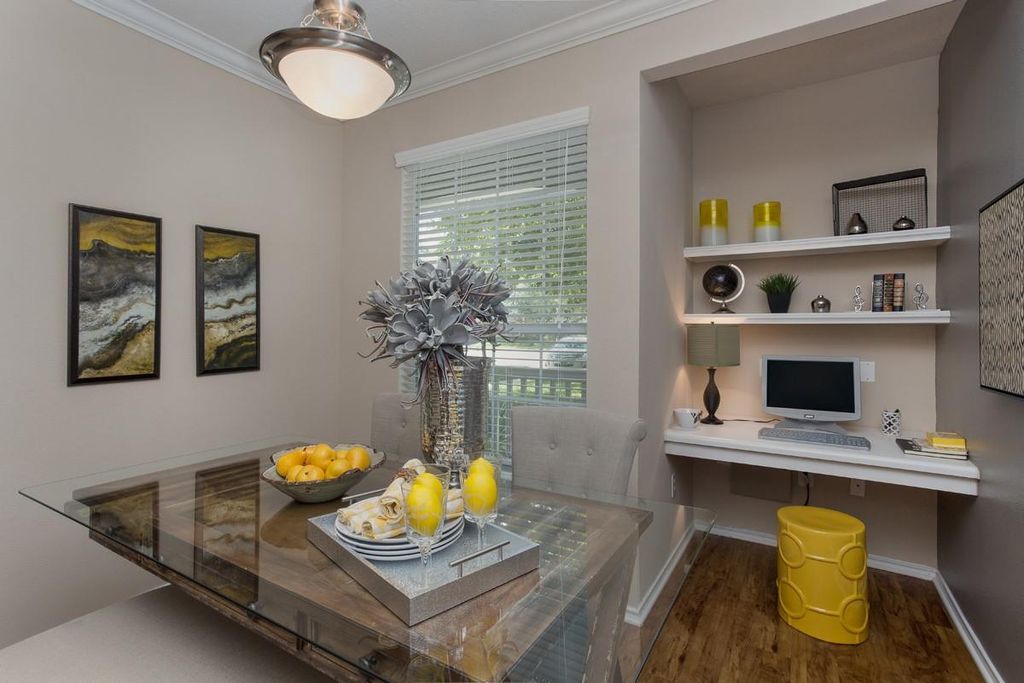 10440 Deerwood 09-0924, Houston, TX 77042