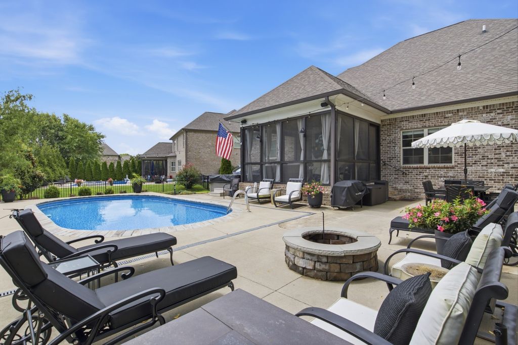 1919 Kittemer Ln, Spring Hill, TN 37174