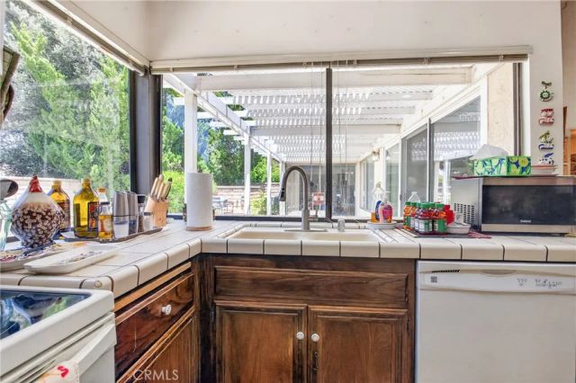 23439 Avenida Rotella, Valencia, CA 91355