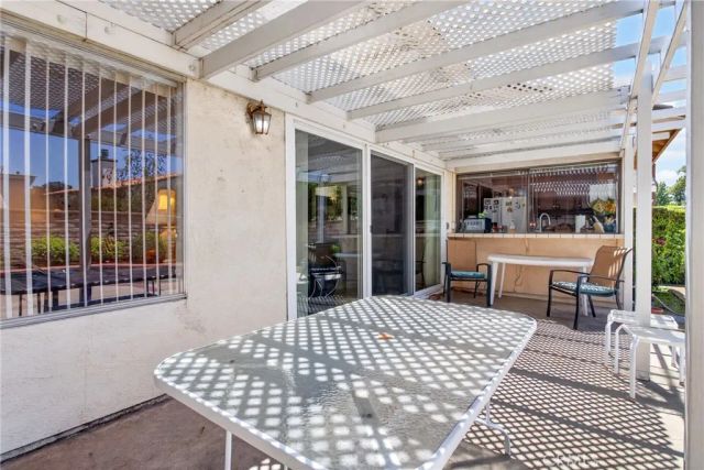 23439 Avenida Rotella, Valencia, CA 91355