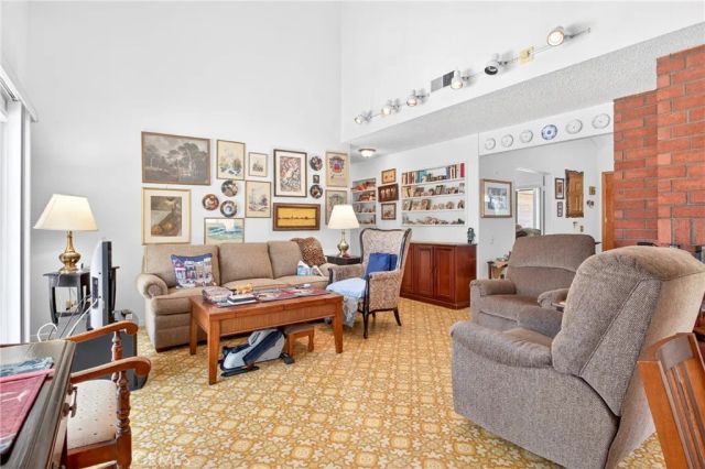 23439 Avenida Rotella, Valencia, CA 91355