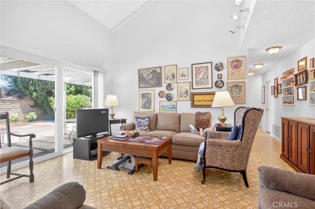 23439 Avenida Rotella, Valencia, CA 91355