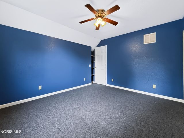620 Favony Avenue, Holland, OH 43528