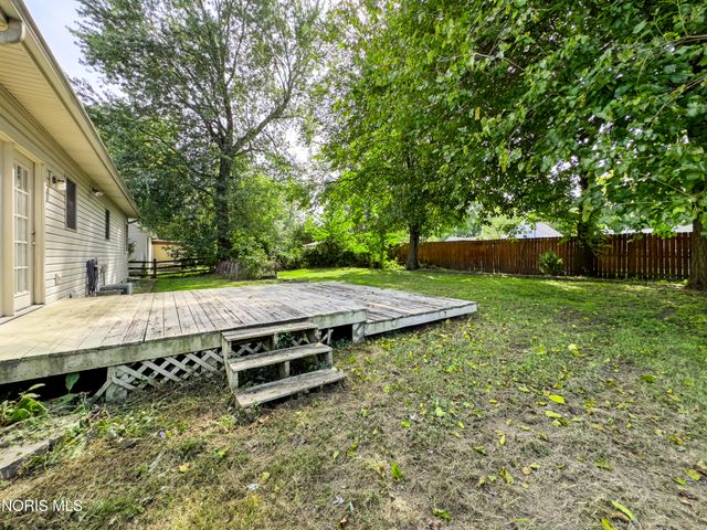 620 Favony Avenue, Holland, OH 43528