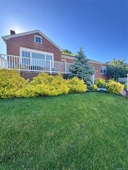 570 Monroe Boulevard 1st Floor, Long Beach, NY 11561