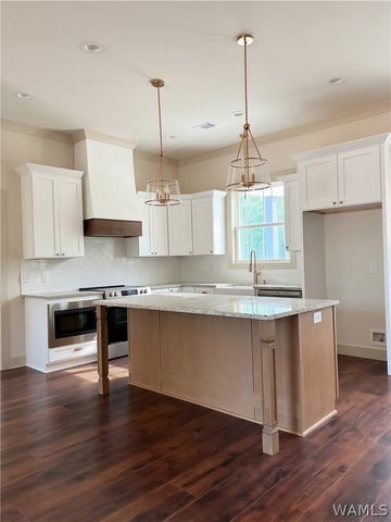 12188 NORTHSIDE, Berry, AL 35546