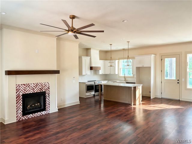 12188 NORTHSIDE, Berry, AL 35546