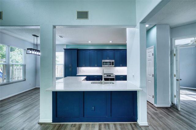 228 36TH STREET NE, Bradenton, FL 34208