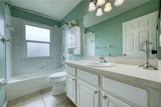 228 36TH STREET NE, Bradenton, FL 34208