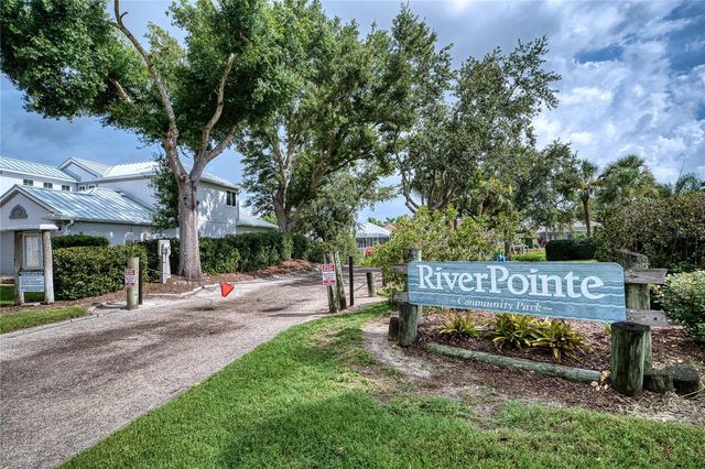 228 36TH STREET NE, Bradenton, FL 34208